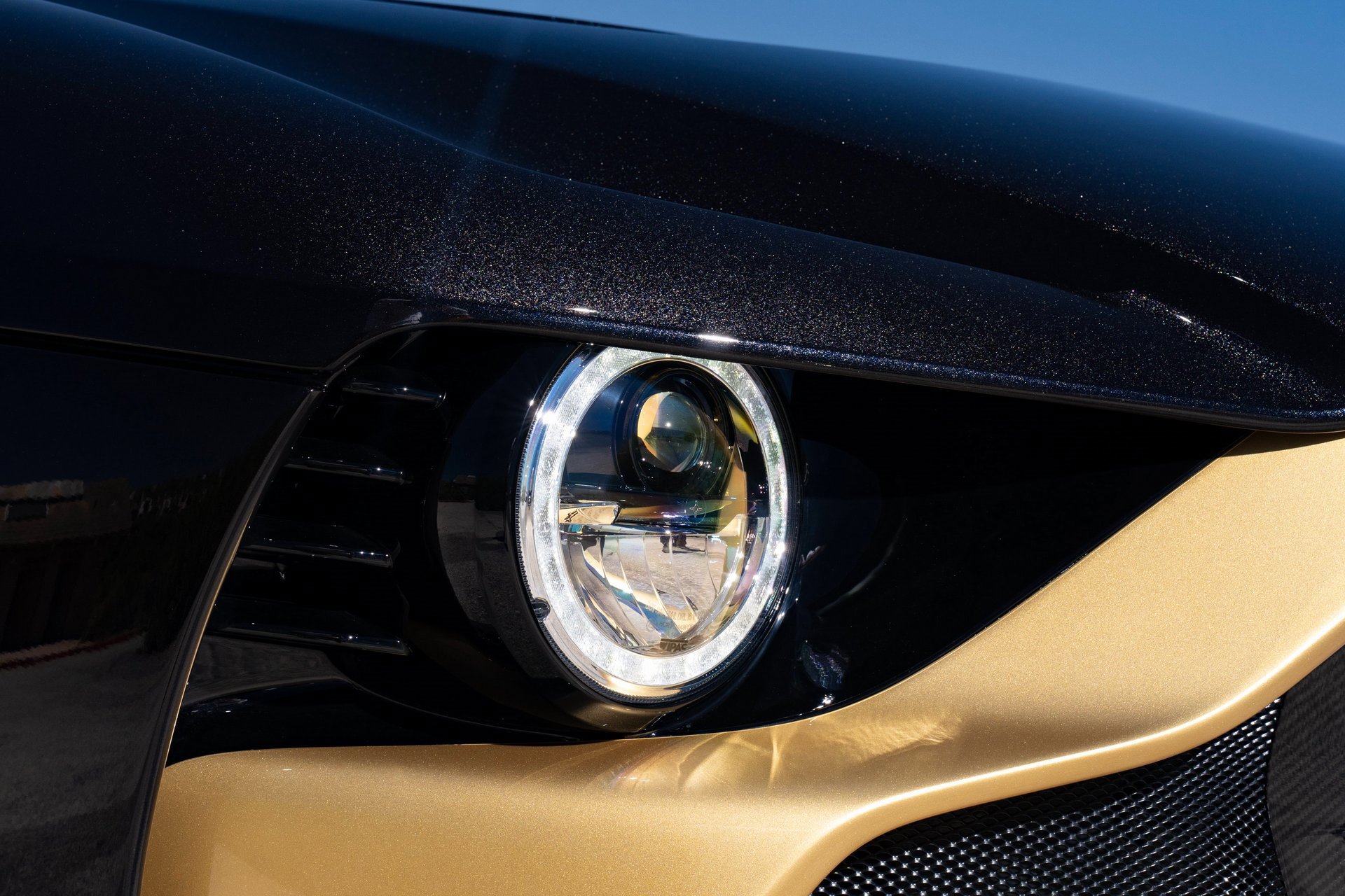 Used 2024 Aston Martin Valour image 4