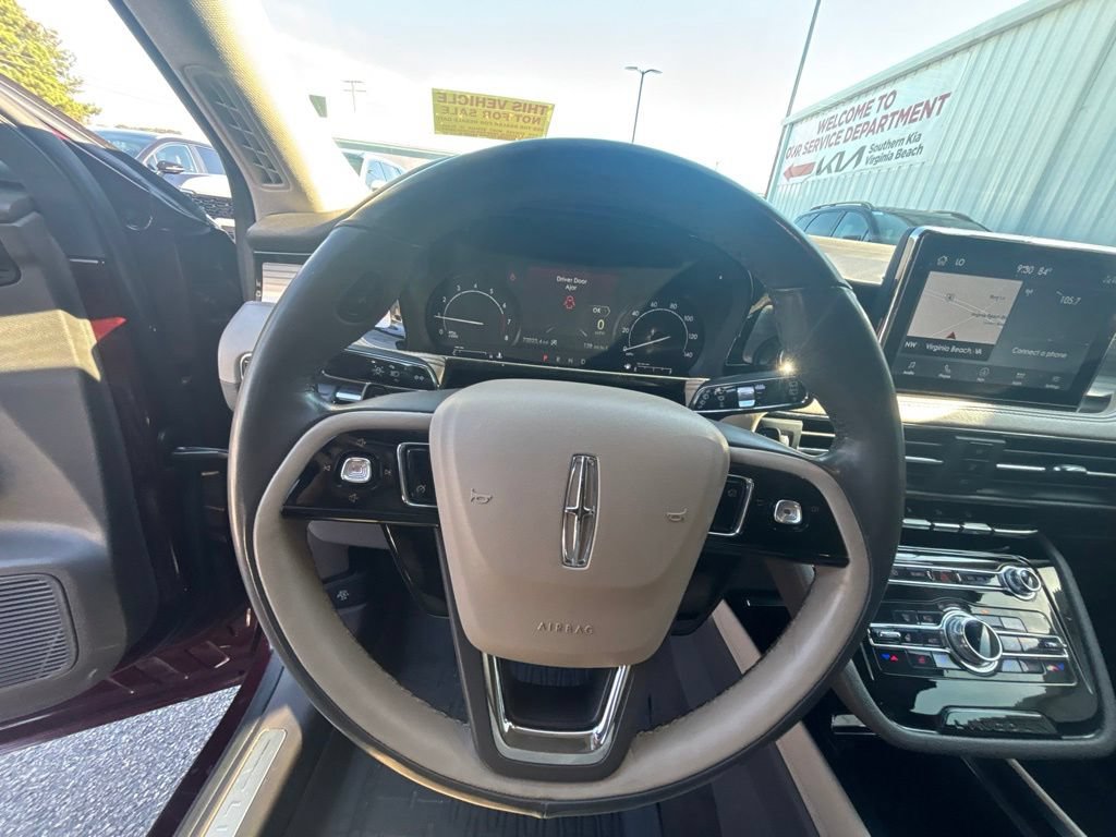 Used 2021 Lincoln Corsair AWD w/ Premium Package image 13