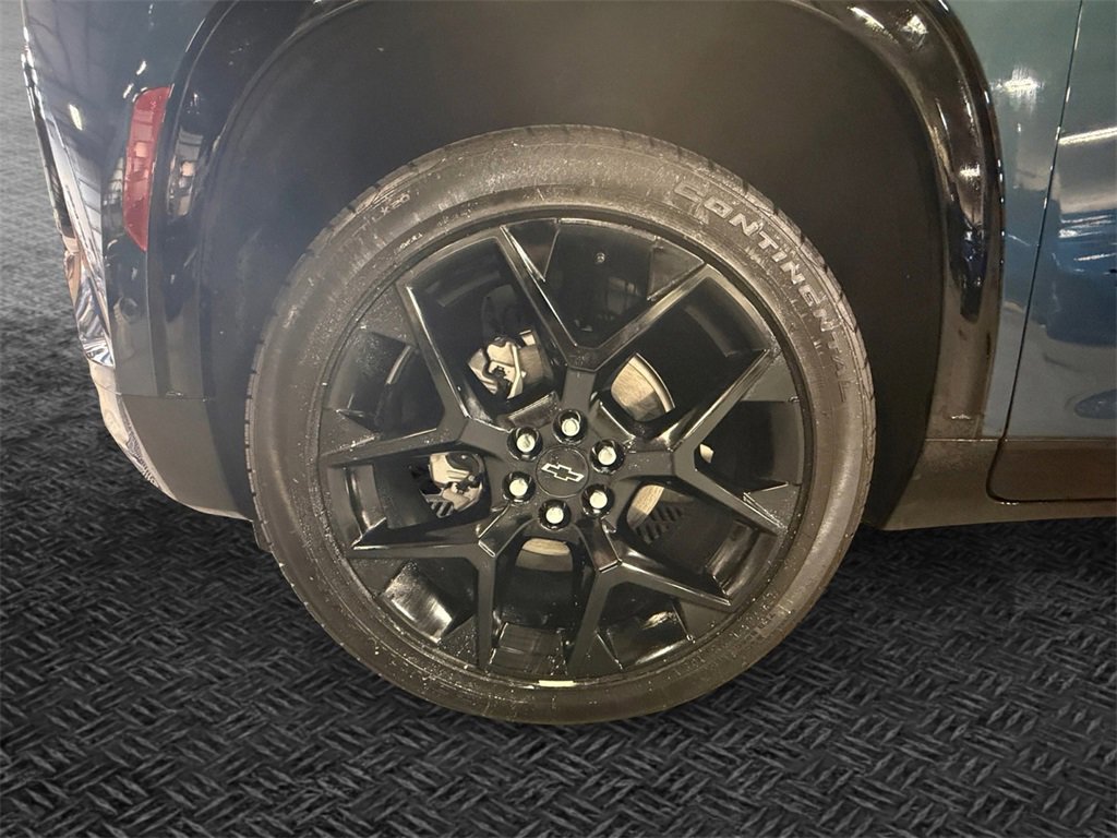 Certified 2025 Chevrolet Traverse RS w/ LPO, Floor Liner Package image 11