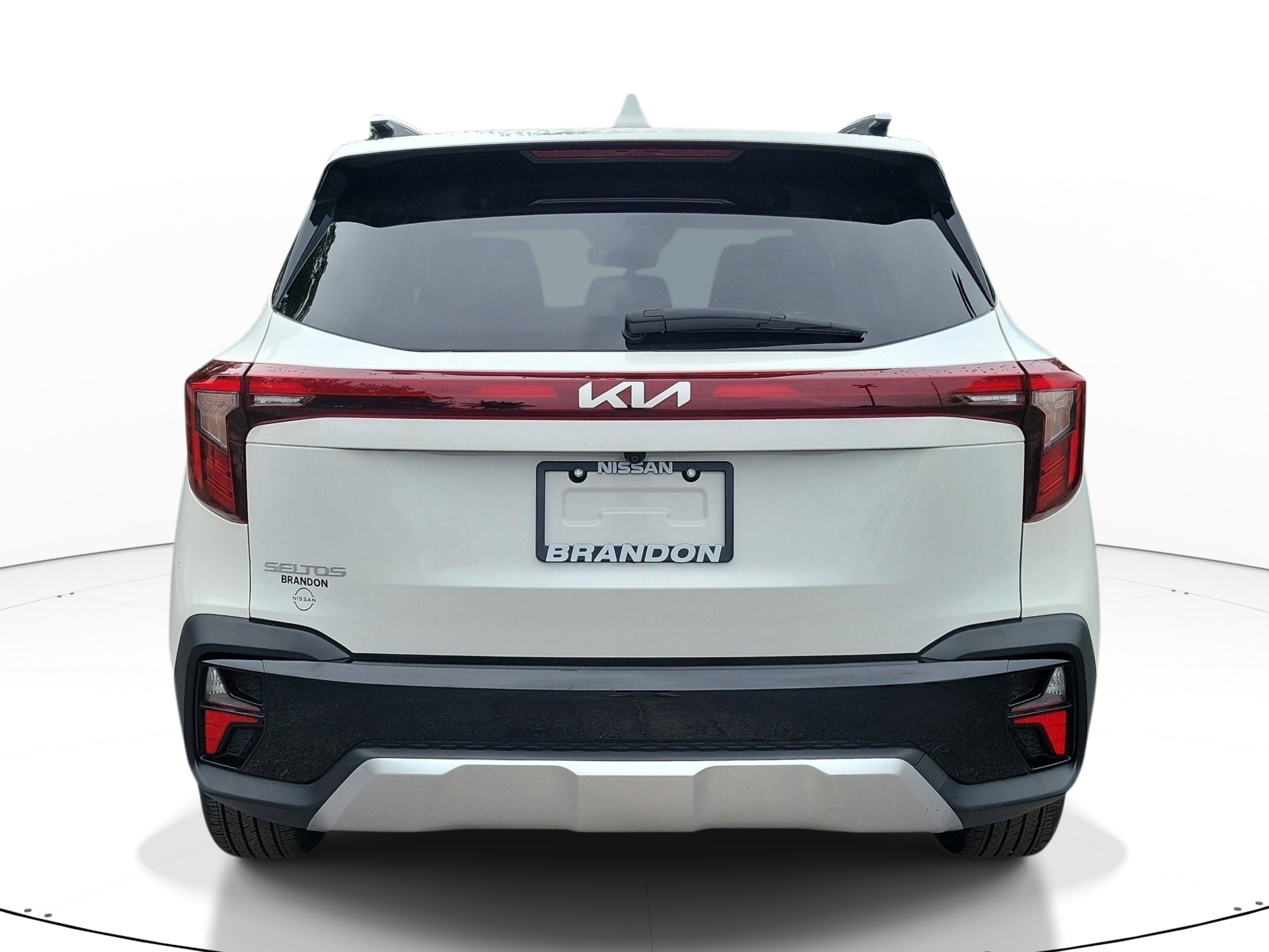 Used 2025 Kia Seltos S FWD image 7