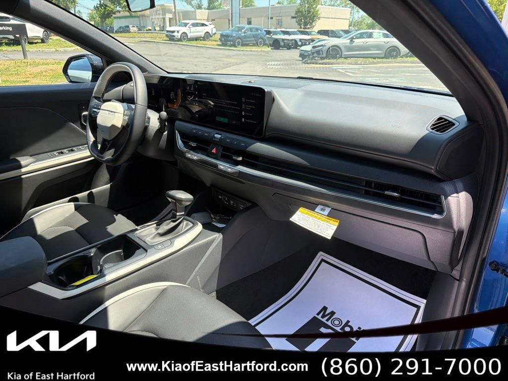 New 2026 Kia K4 GT-Line w/ GT-Line Sunroof Package FWD image 11
