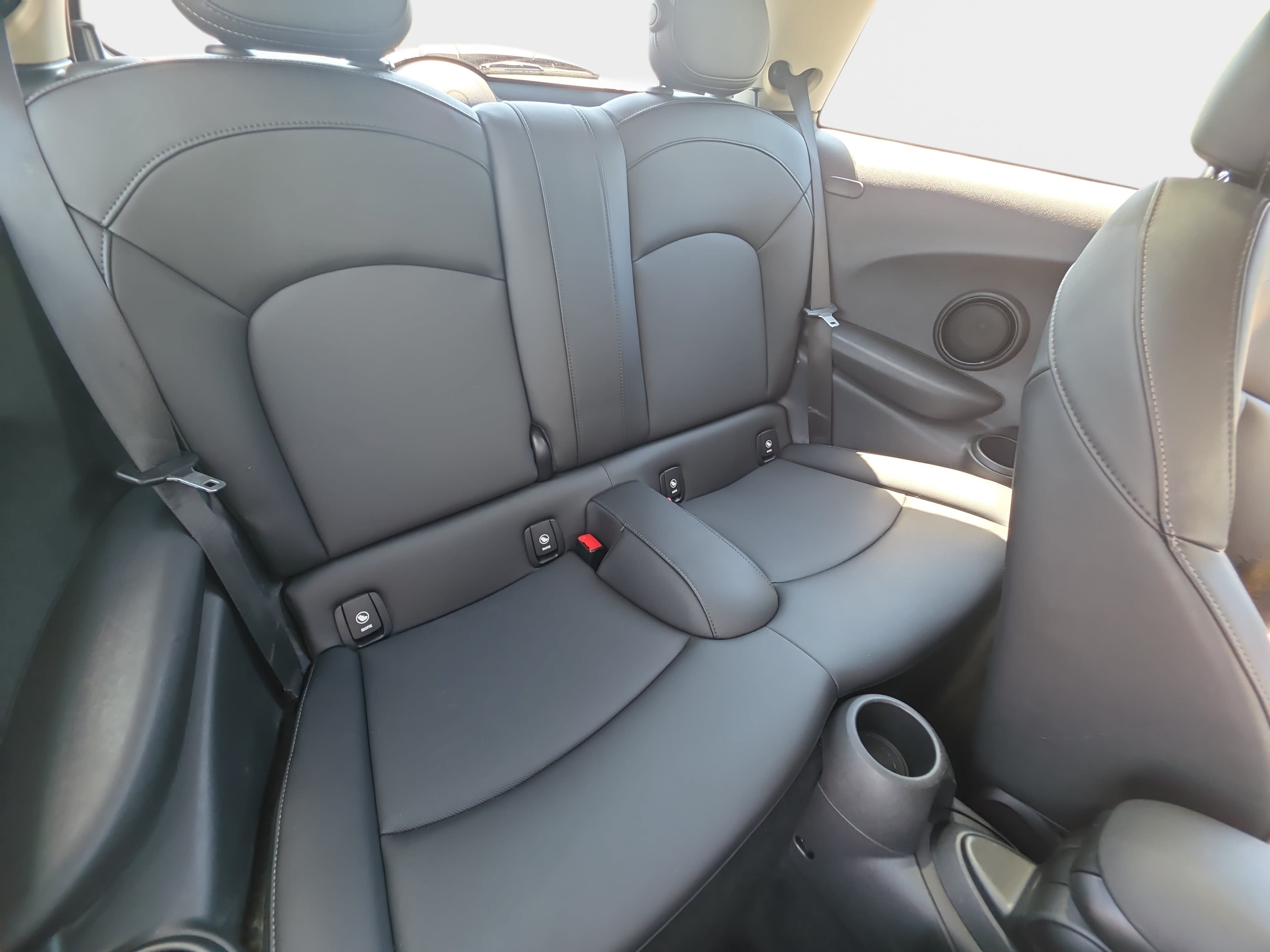 Used 2019 MINI Cooper S FWD image 11