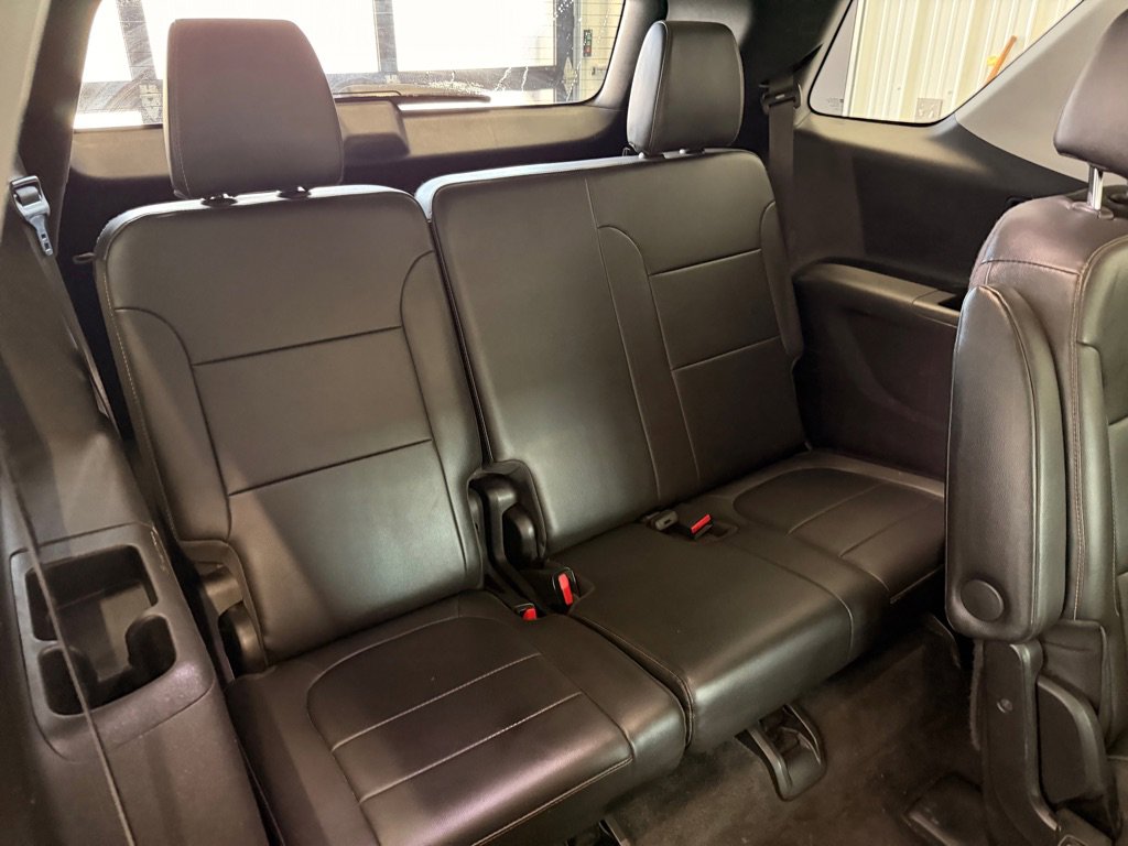 Used 2019 Chevrolet Traverse RS image 17