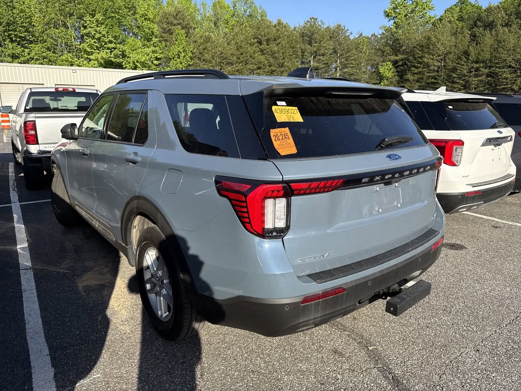 Used 2025 Ford Explorer Active image 19