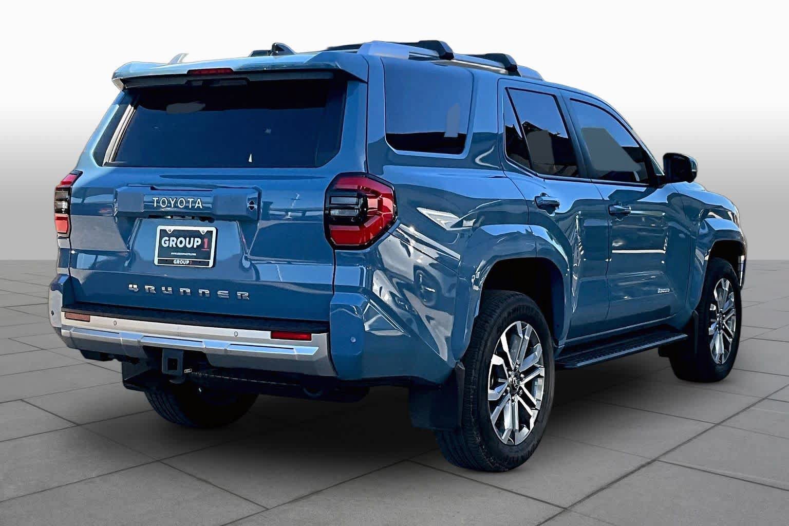 Used 2025 Toyota 4Runner Limited AWD/4WD image 13