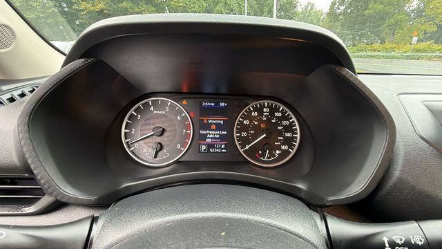 Used 2023 Nissan Sentra S FWD image 19