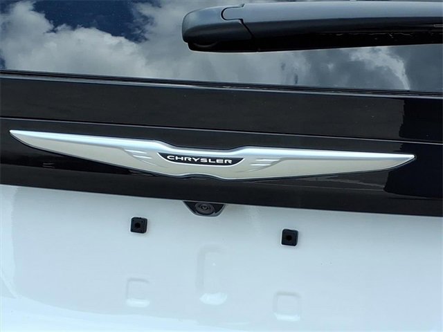 New 2026 Chrysler Voyager LX image 7