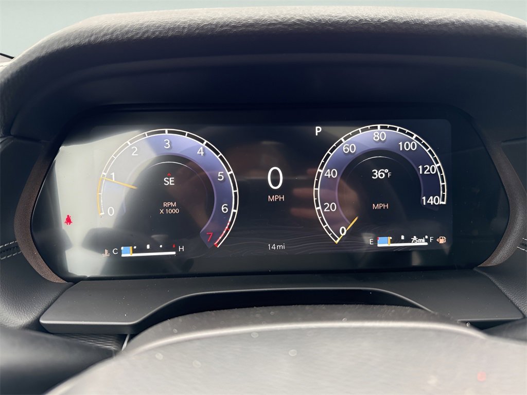 New 2025 Jeep Grand Cherokee L Altitude image 31