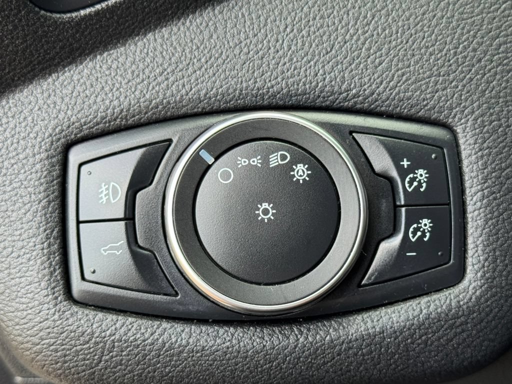 Used 2019 Ford Escape SEL AWD/4WD image 18