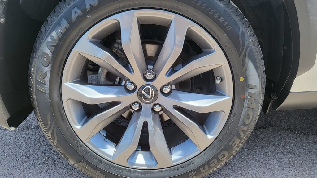 Used 2018 Lexus NX 300 F Sport w/ F Sport Premium Package FWD image 18
