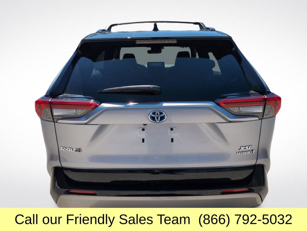Used 2023 Toyota RAV4 XSE AWD/4WD image 5