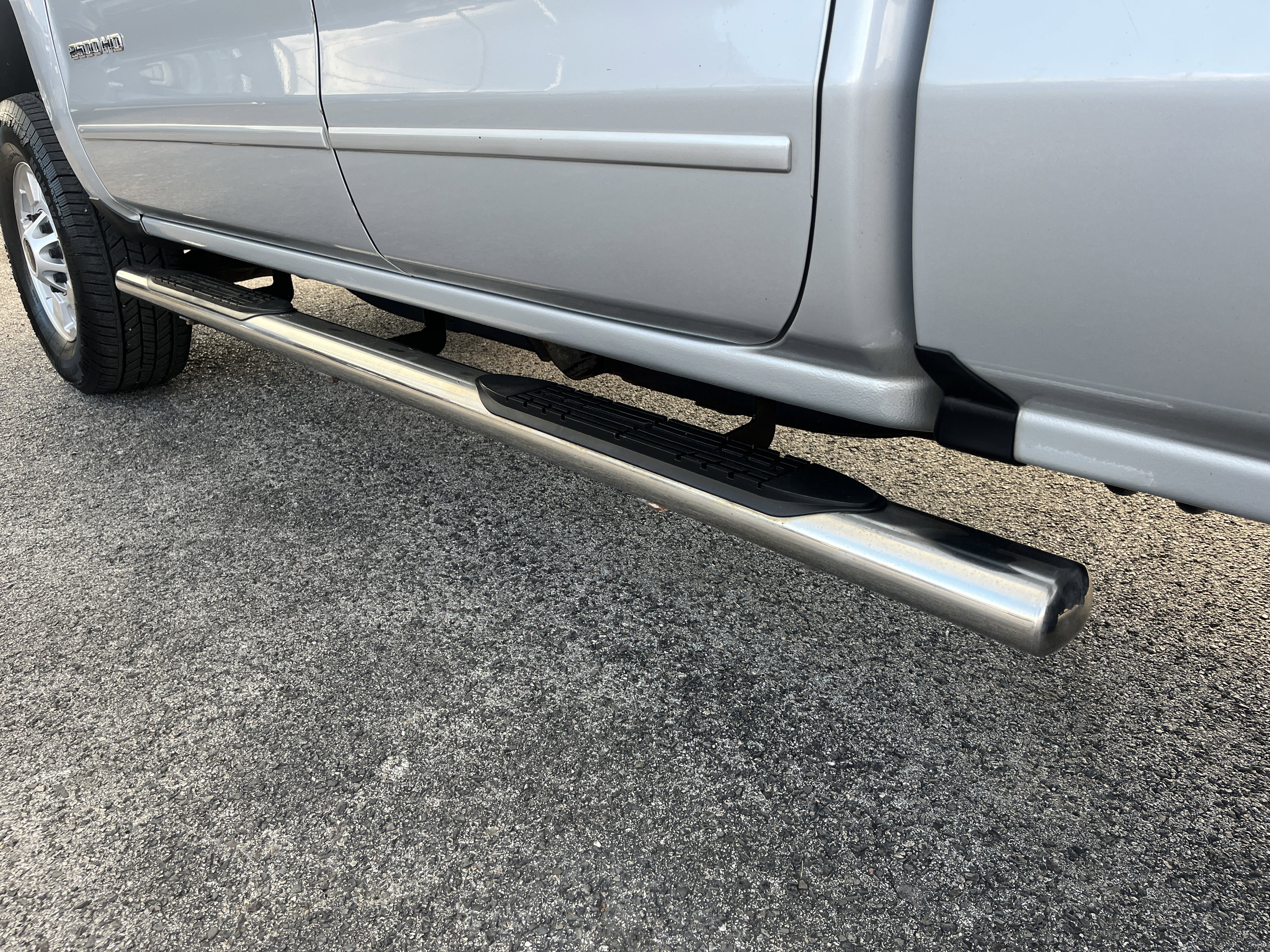 Used 2017 Chevrolet Silverado 2500 LT w/ LT Convenience Package image 10