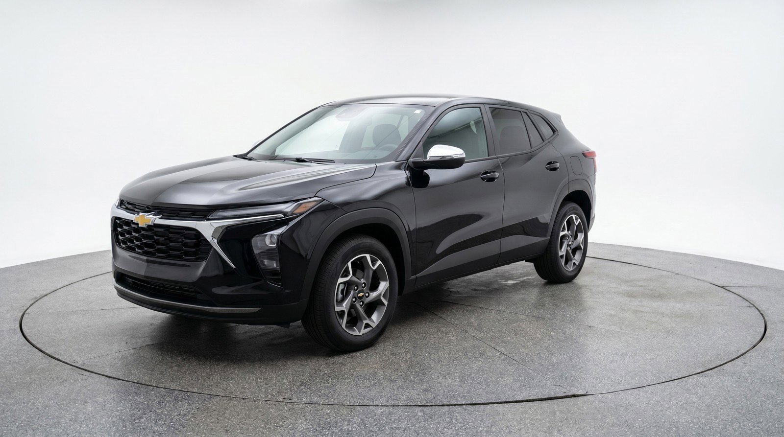 Used 2025 Chevrolet Trax LT FWD image 3