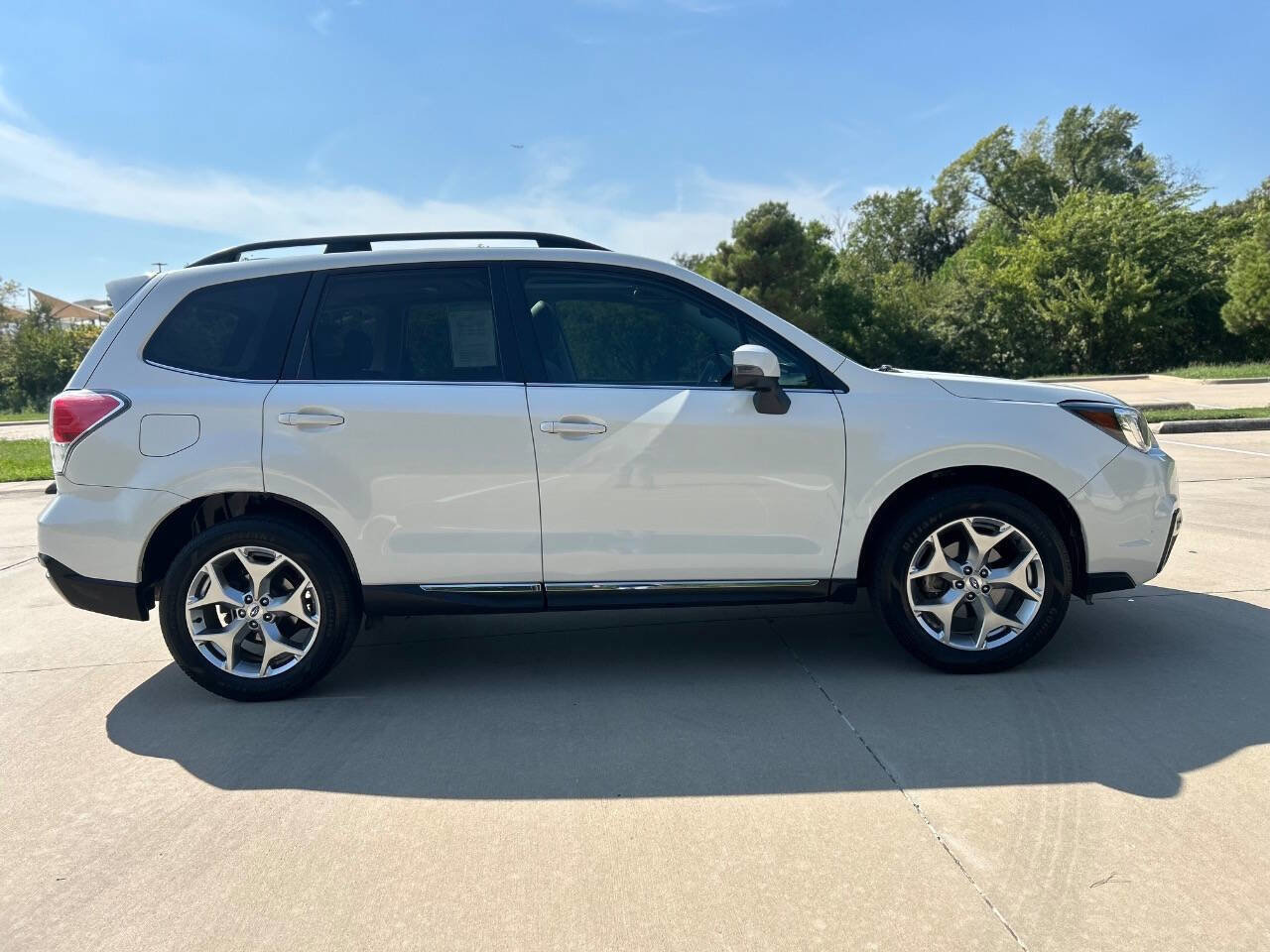Used 2018 Subaru Forester 2.5i Touring w/ Popular Package #2 AWD/4WD image 5