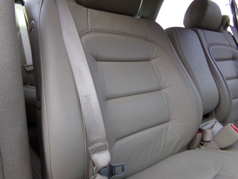 Used 2003 Cadillac De Ville Sedan w/ Comfort & Convenience Package image 28