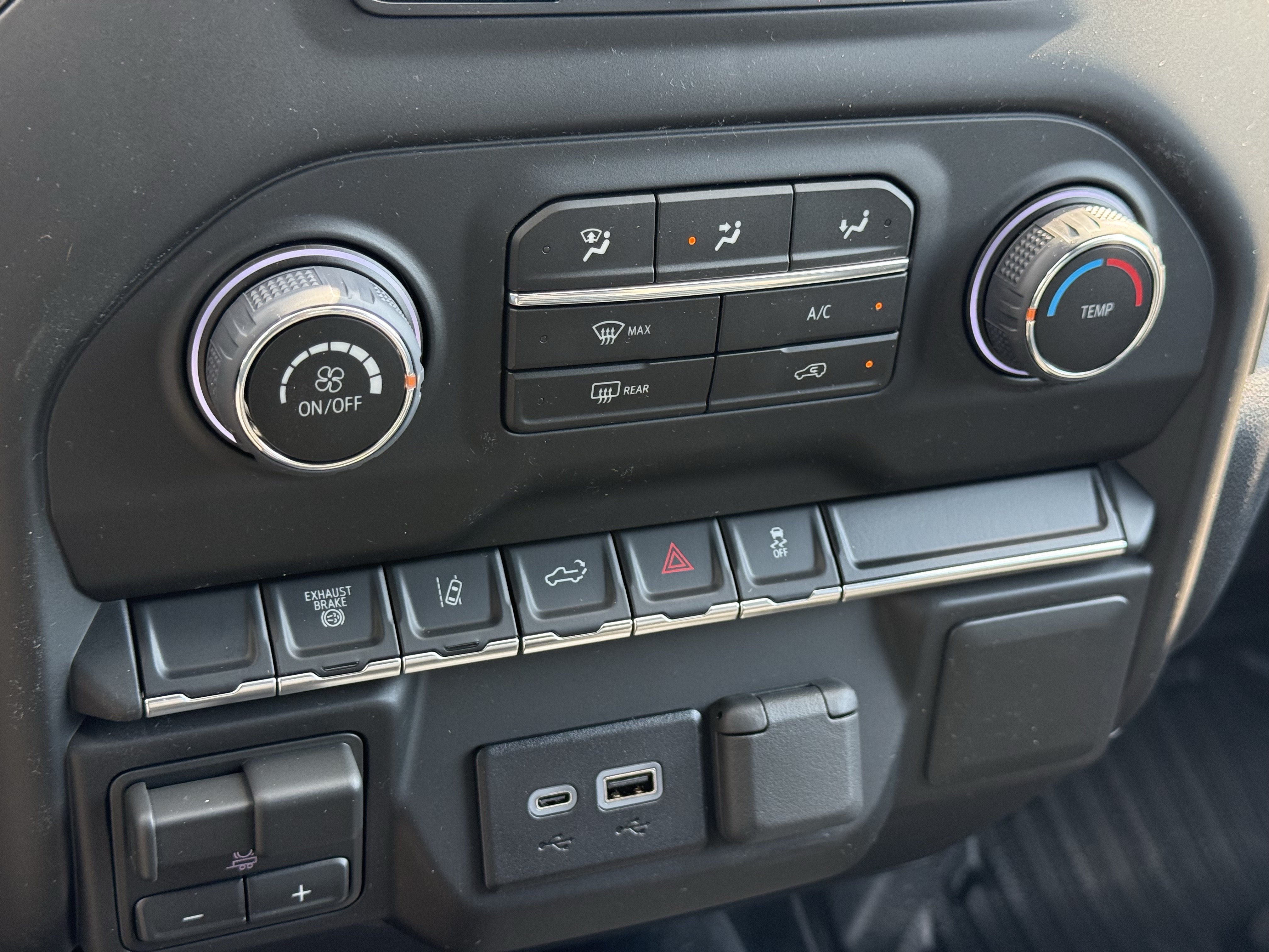 New 2026 Chevrolet Silverado 2500 W/T AWD/4WD image 25