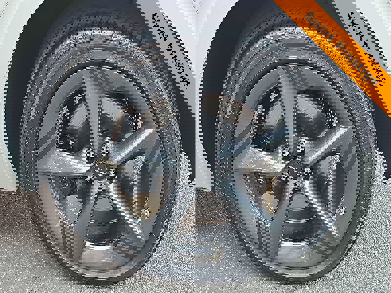 Used 2026 Genesis GV70 3.5T Sport Prestige image 12