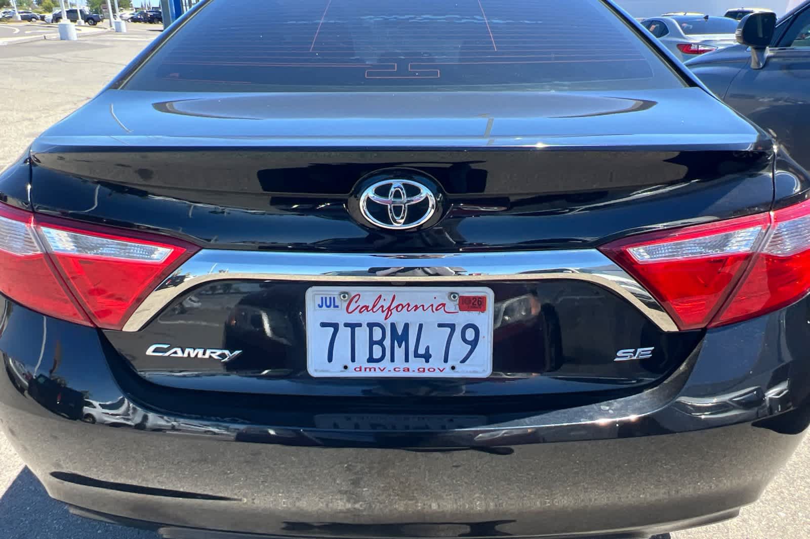 Used 2016 Toyota Camry SE FWD image 19