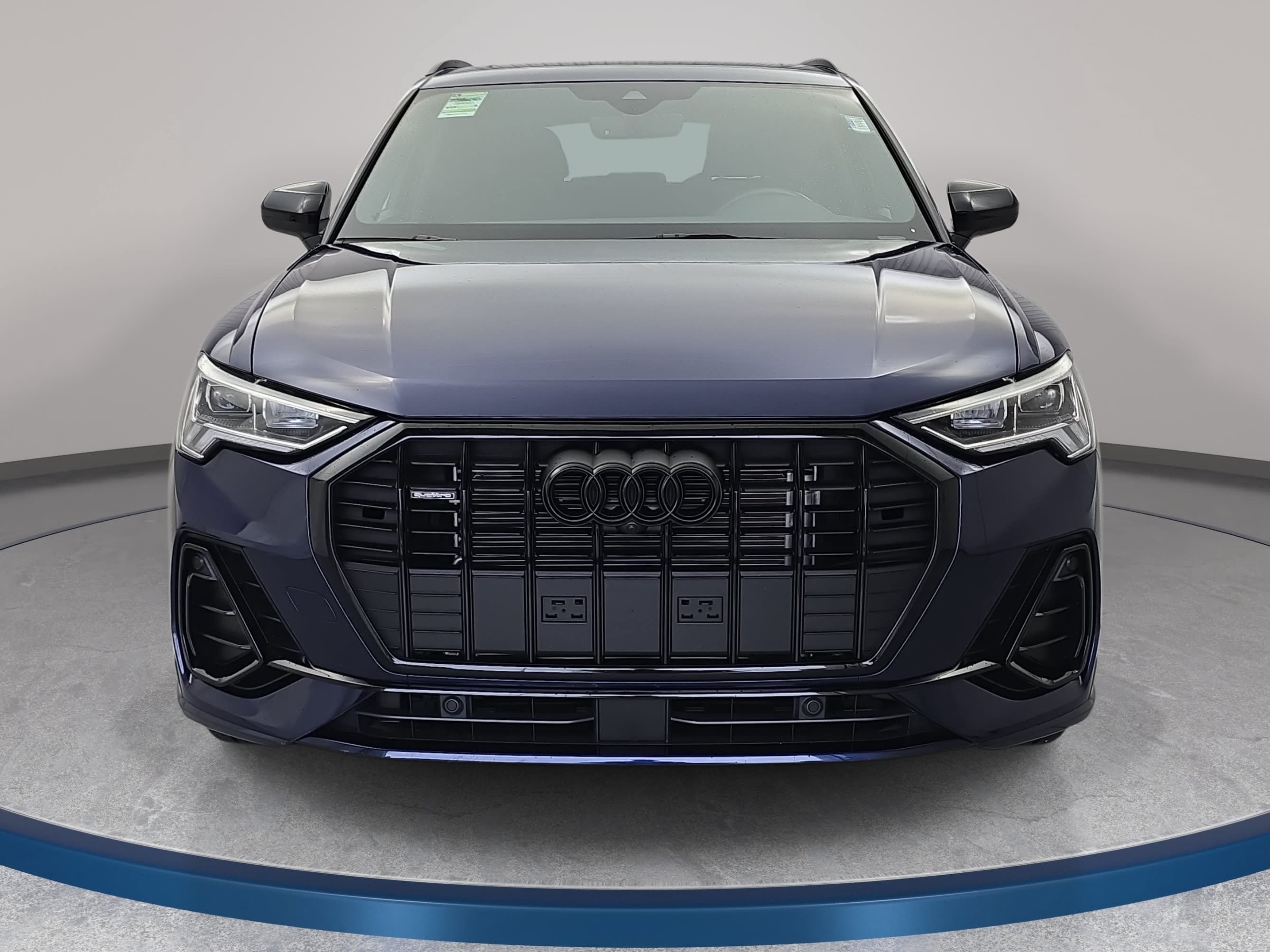 Used 2025 Audi Q3 2.0T Premium Plus w/ Premium Plus Package AWD/4WD image 2