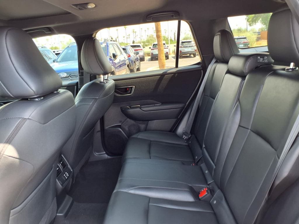Used 2026 Subaru Outback Premium AWD/4WD image 23