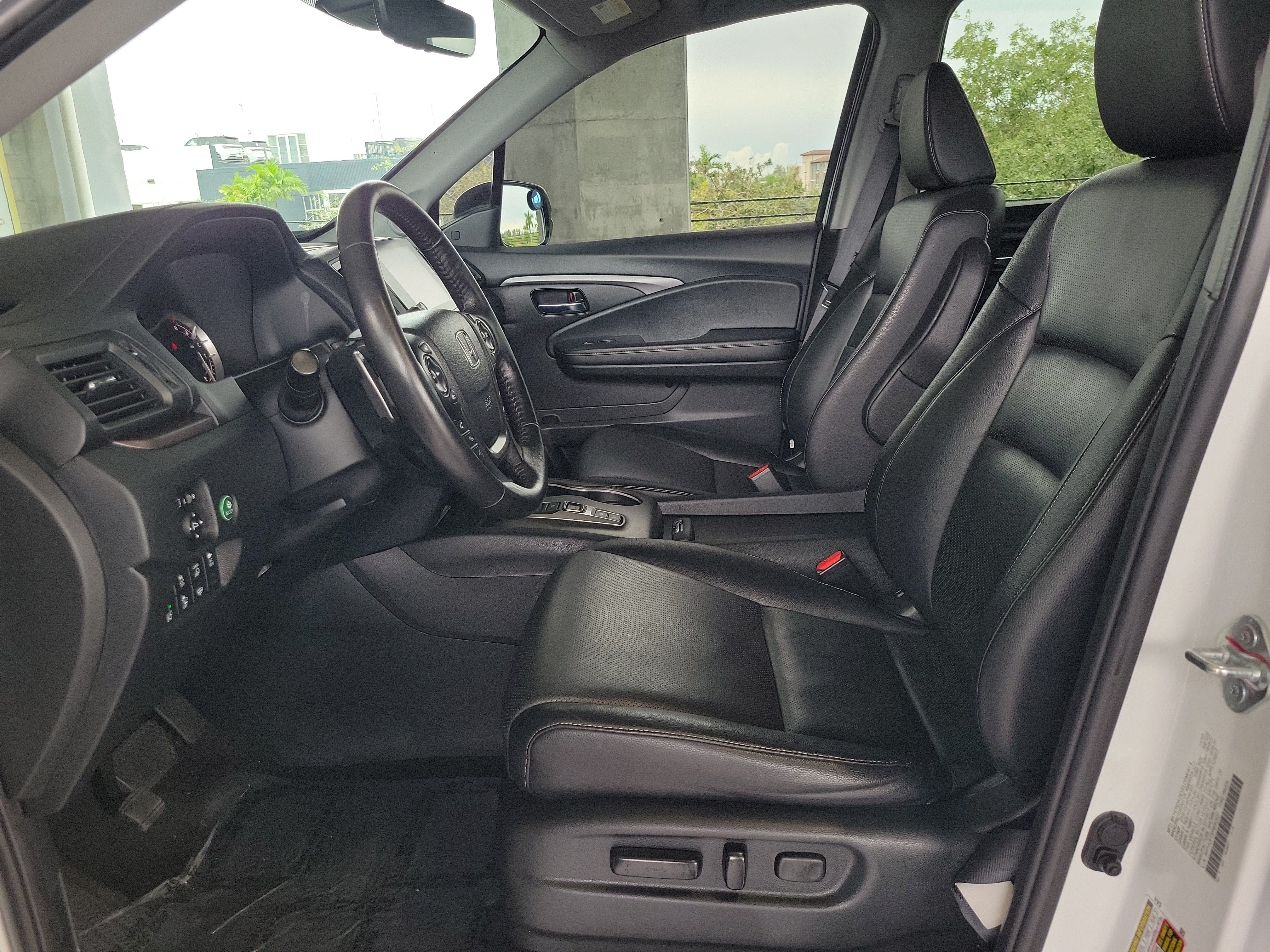Used 2023 Honda Ridgeline RTL-E image 18