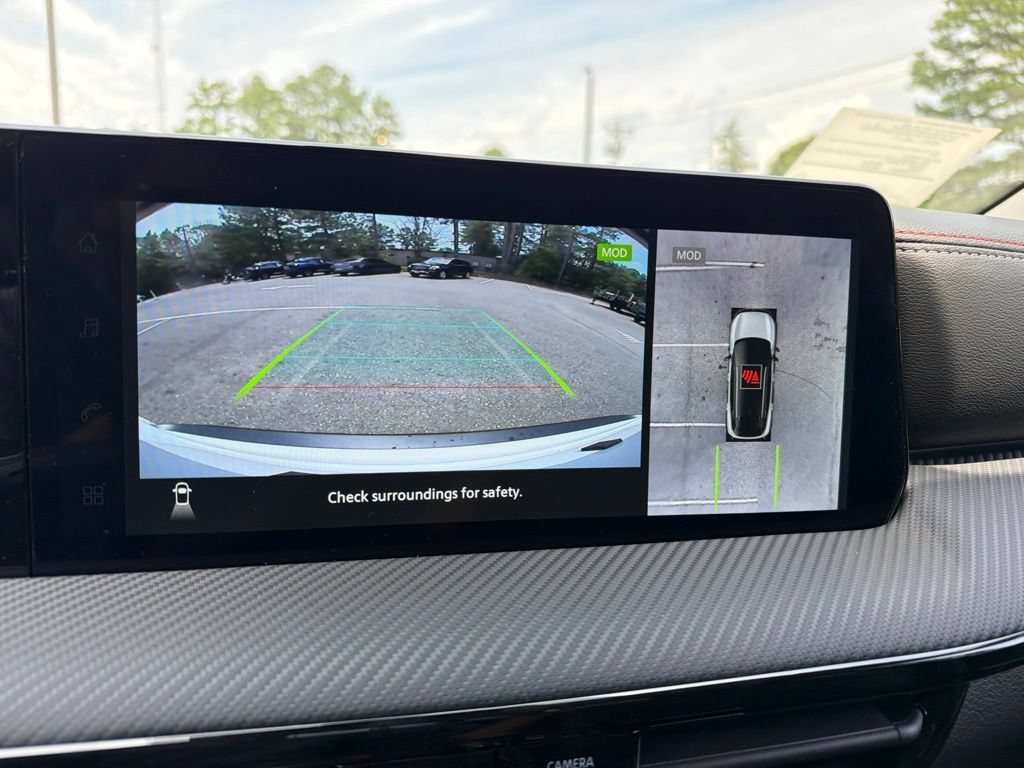New 2026 Nissan Kicks SR w/ SR Premium Package FWD image 9