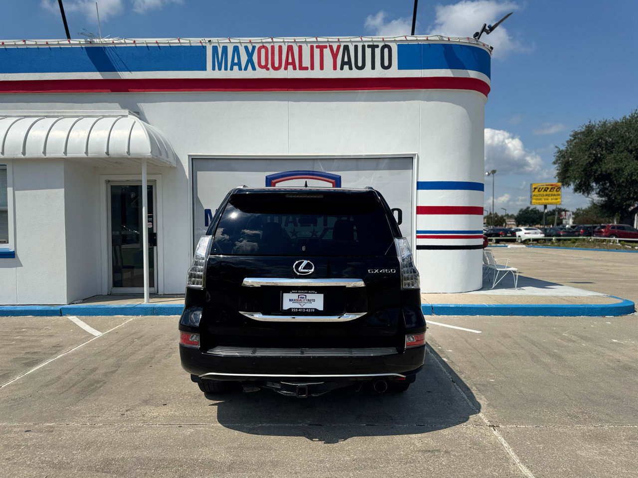 Used 2018 Lexus GX 460 Premium w/ Premium Package image 16