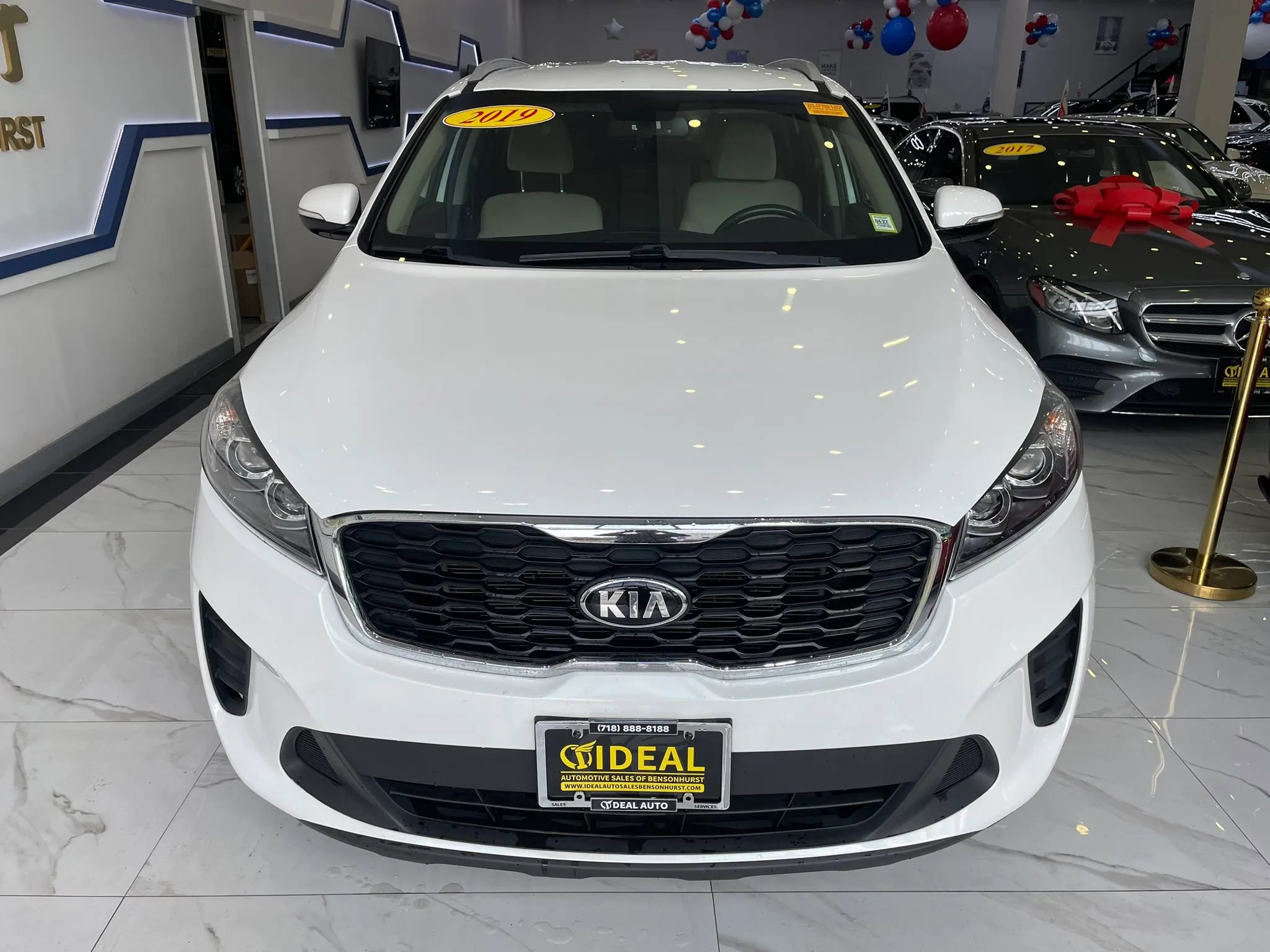 Used 2019 Kia Sorento AWD w/ LX Convenience Package image 2