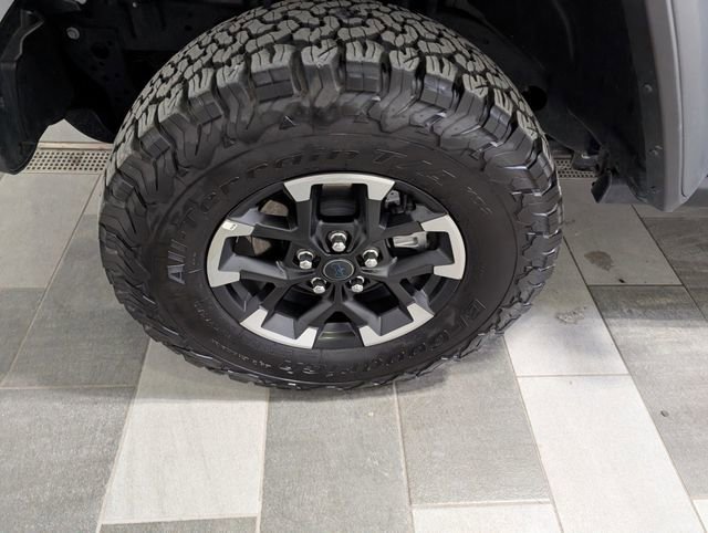 Used 2025 Jeep Wrangler Unlimited Rubicon 4xe w/ Convenience Group AWD/4WD image 7