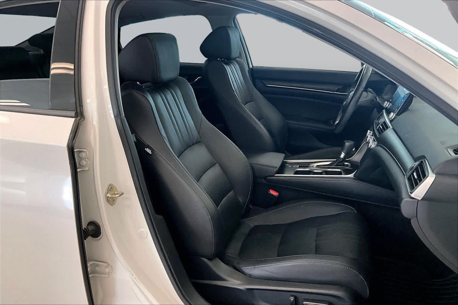 Used 2019 Honda Accord EX-L image 8