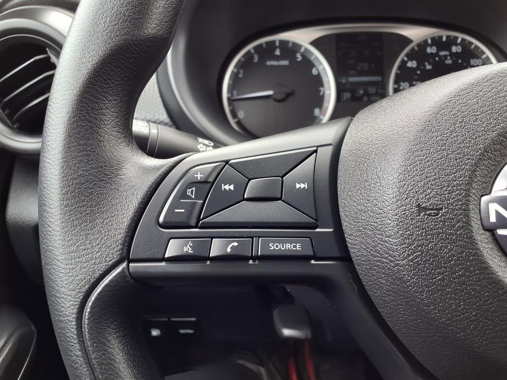 Used 2025 Nissan Kicks Play S FWD image 13