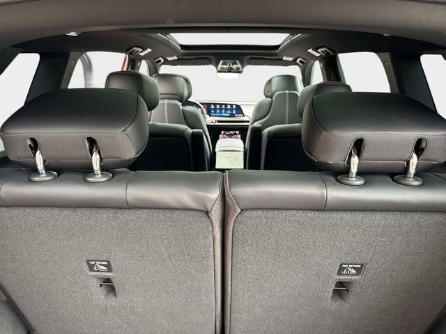 New 2026 Cadillac Vistiq Luxury w/ LPO, Floor Liner Package image 6