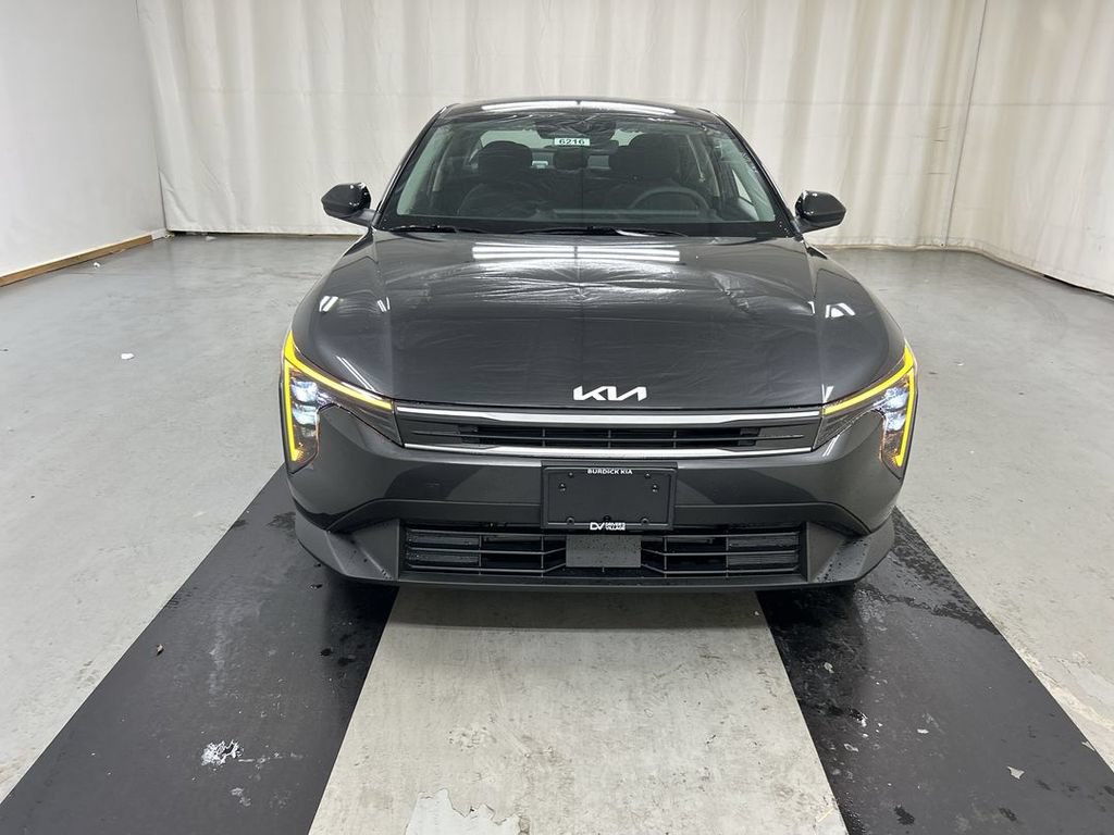 New 2026 Kia K4 FWD image 3