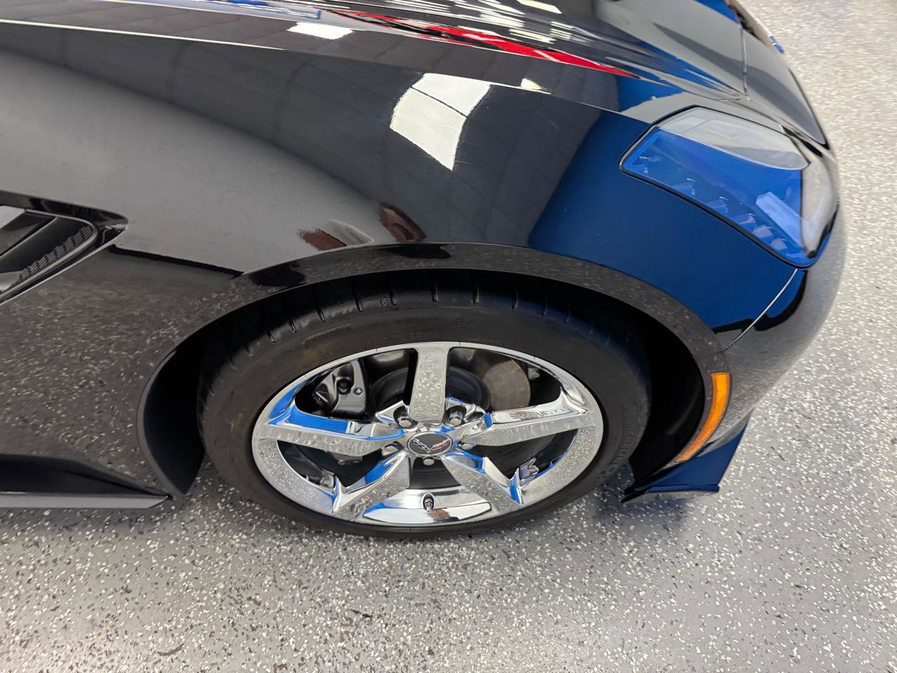 Used 2015 Chevrolet Corvette Stingray Coupe w/ 2LT Preferred Equipment Group image 21