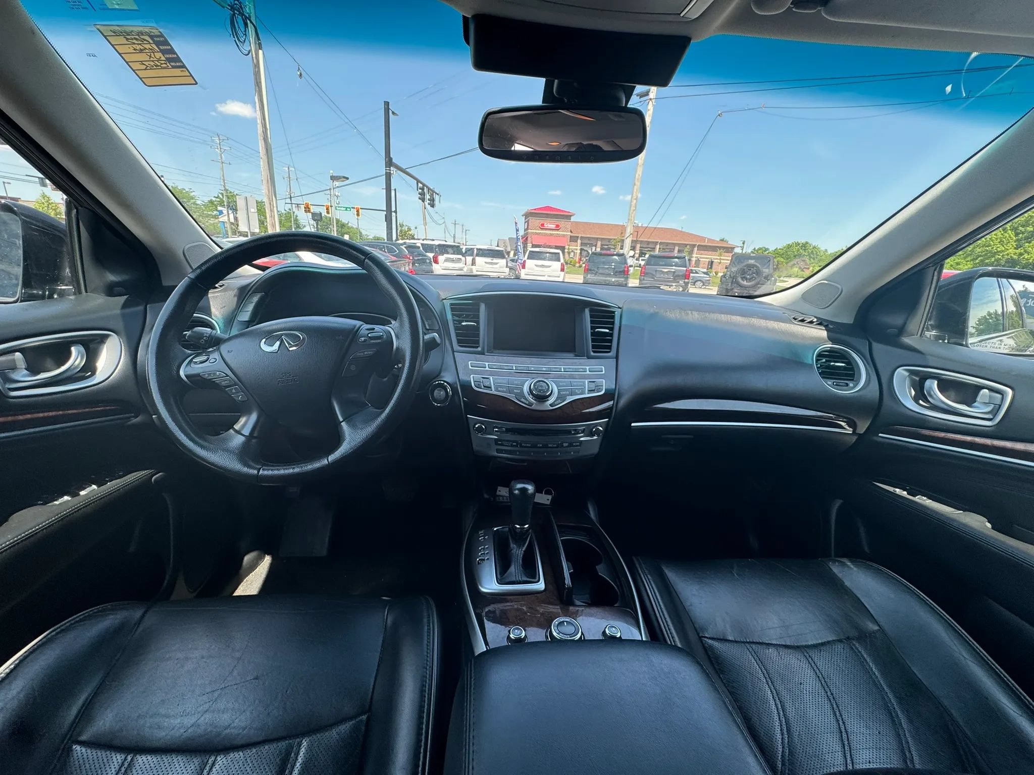 Used 2013 INFINITI JX35 AWD w/ Premium Pkg image 18