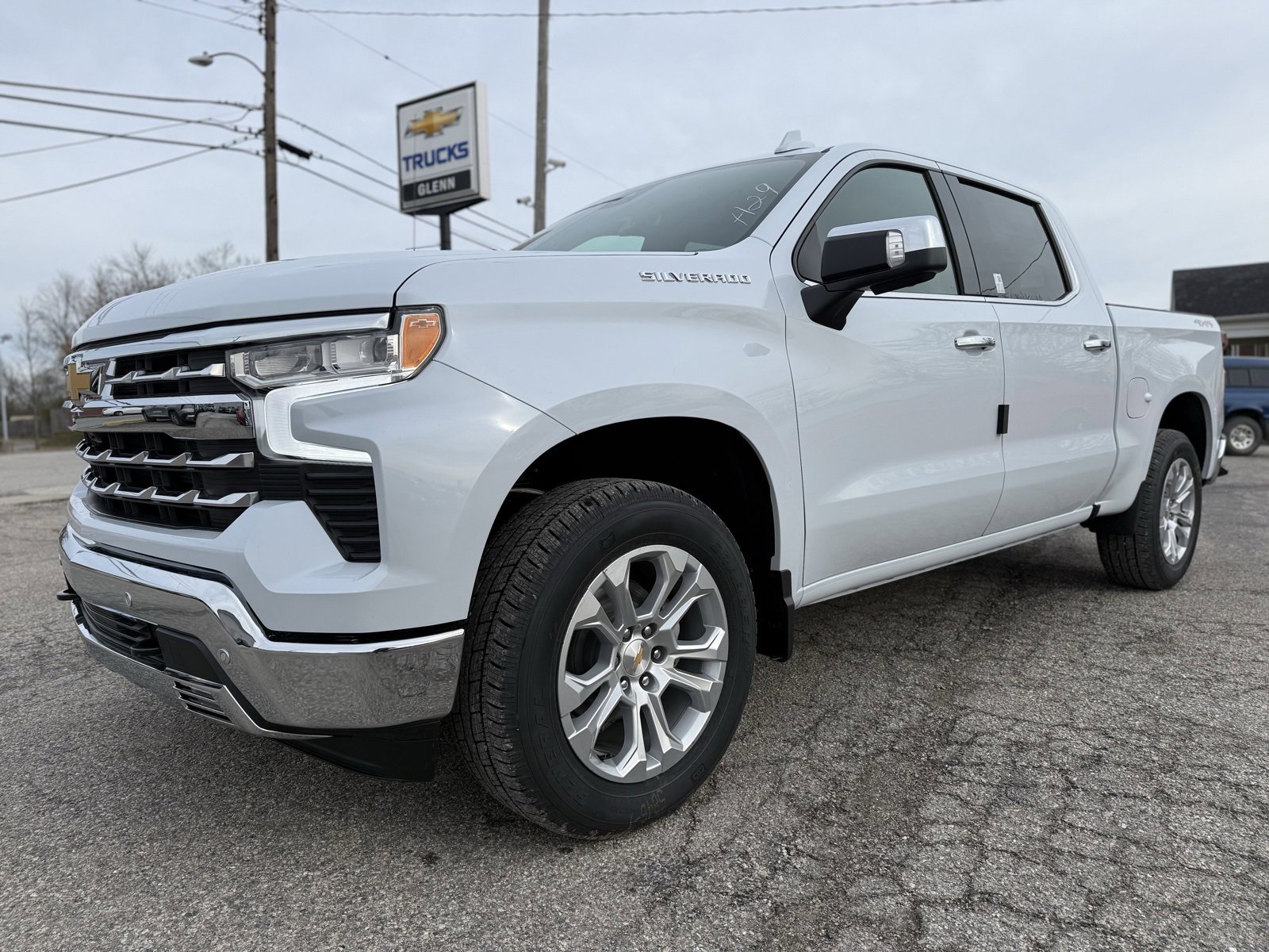New 2026 Chevrolet Silverado 1500 LTZ w/ LTZ Premium Package image 2