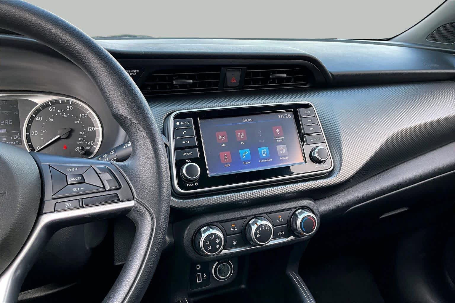 Used 2019 Nissan Kicks S FWD image 7