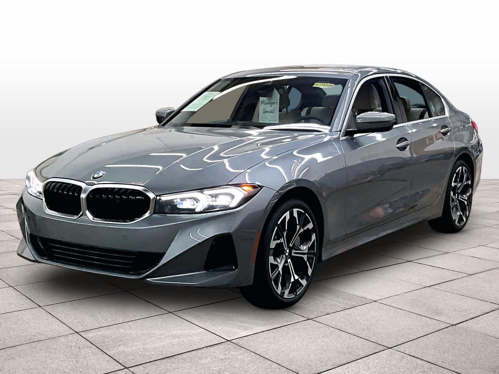 Used 2026 BMW 330i Sedan w/ Premium Package RWD image 1