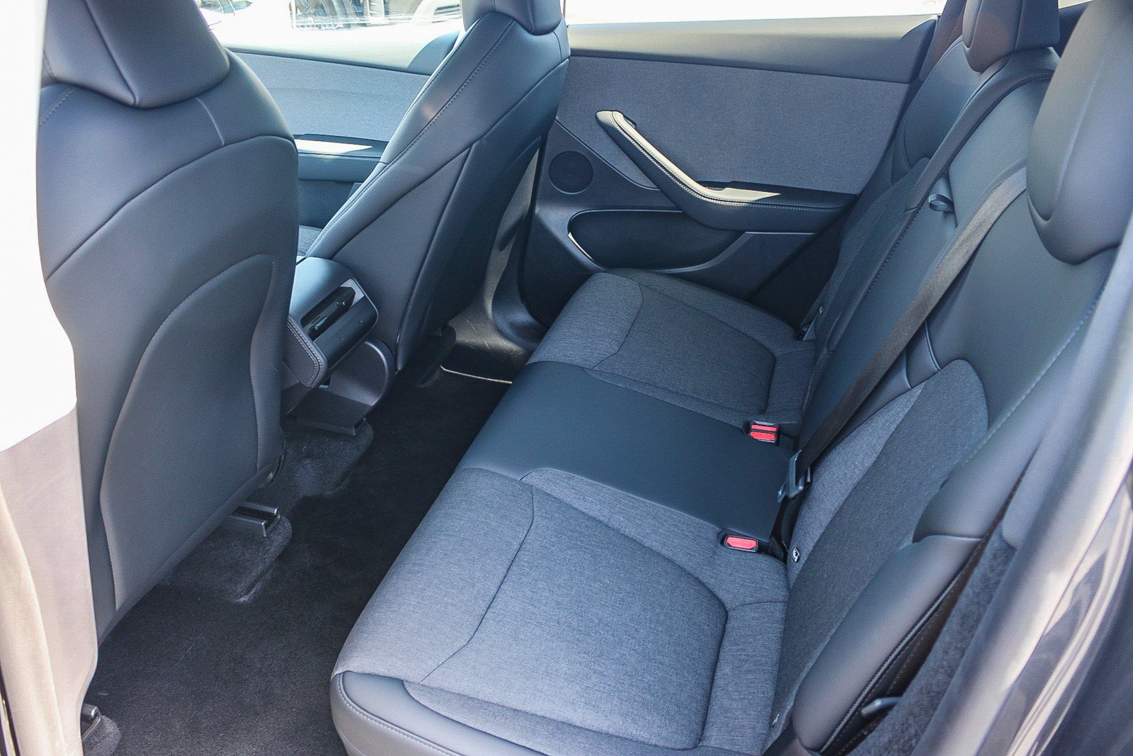 Used 2026 Tesla Model Y 2WD image 19