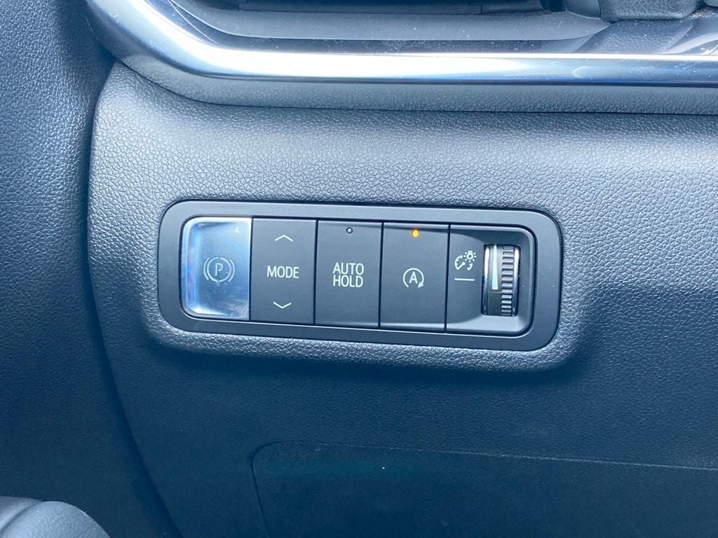 Used 2026 GMC Terrain Elevation w/ Elevation Premium Package FWD image 13