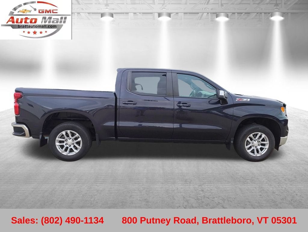 Used 2022 Chevrolet Silverado 1500 LT w/ Z71 Off-Road Package AWD/4WD image 8
