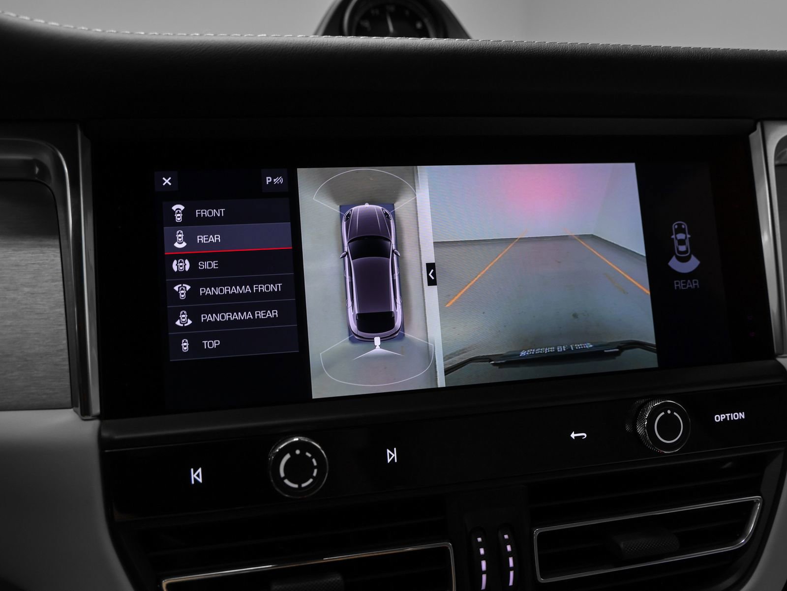 New 2026 Porsche Macan image 41