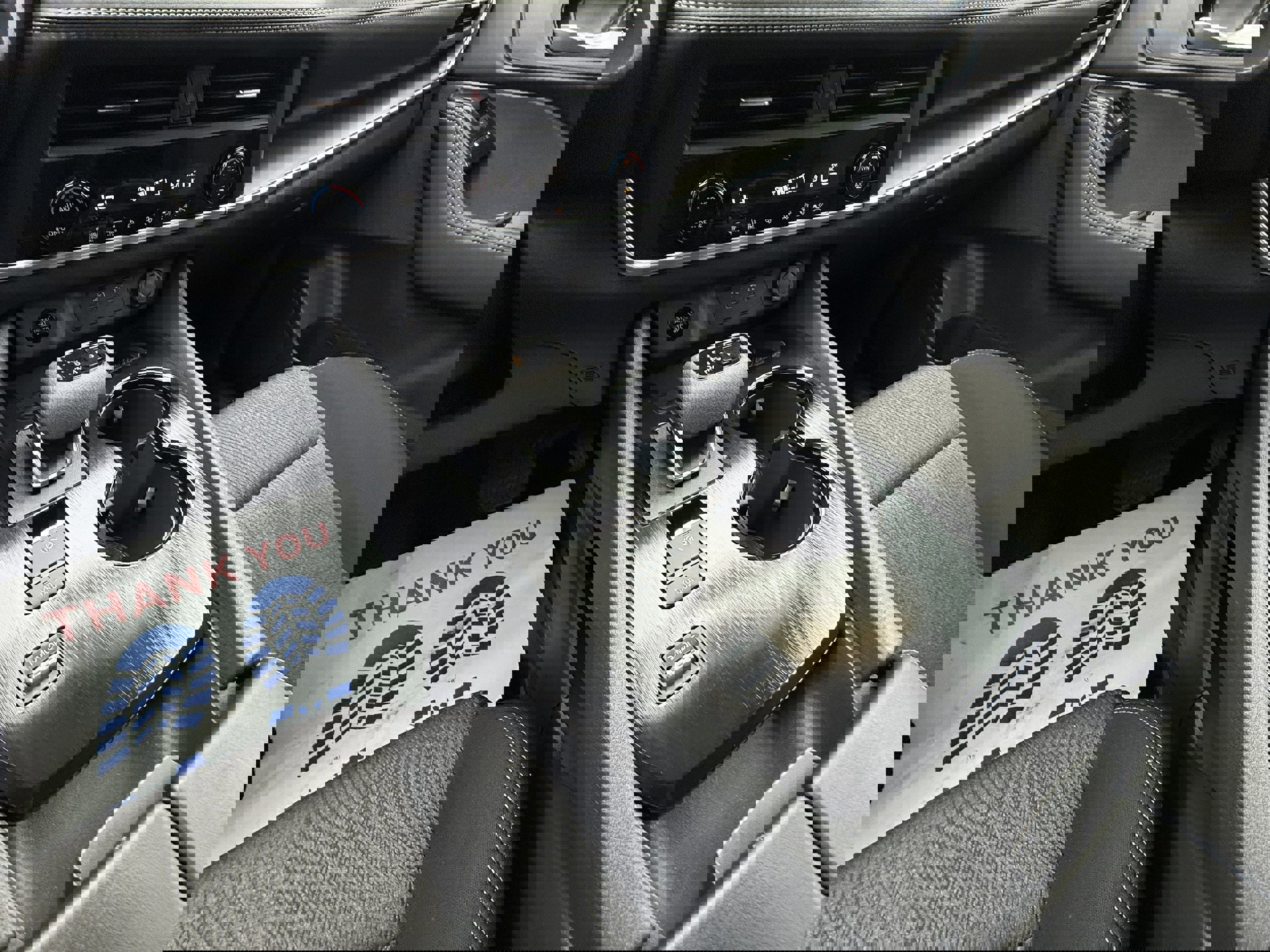 Used 2024 Nissan Rogue SV image 18