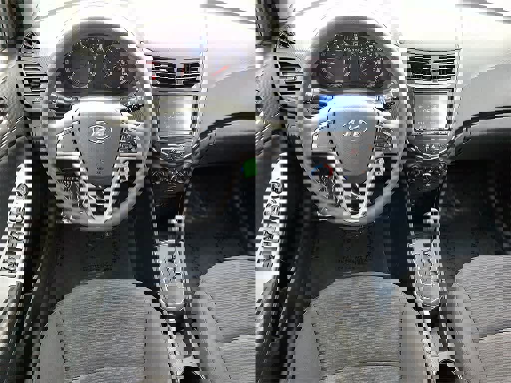 Used 2017 Hyundai Accent SE image 10