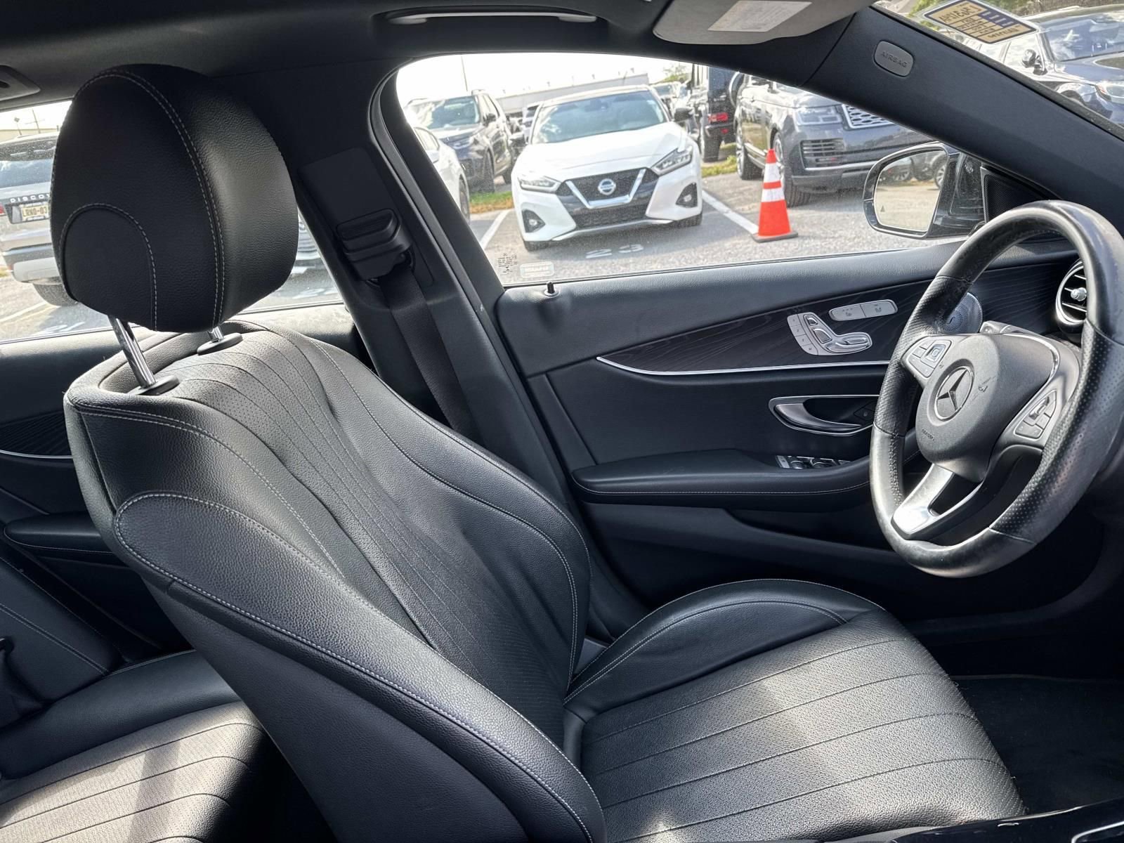 Used 2017 Mercedes-Benz E 400 4MATIC Wagon image 11