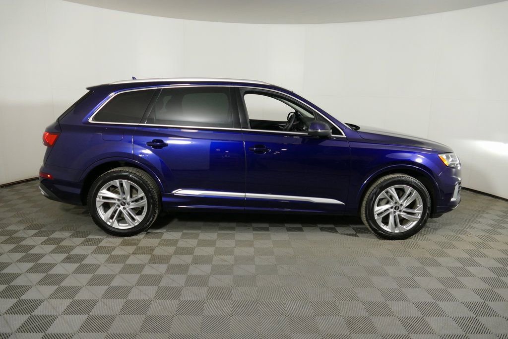 Used 2023 Audi Q7 2.0T Premium w/ Convenience Package image 2