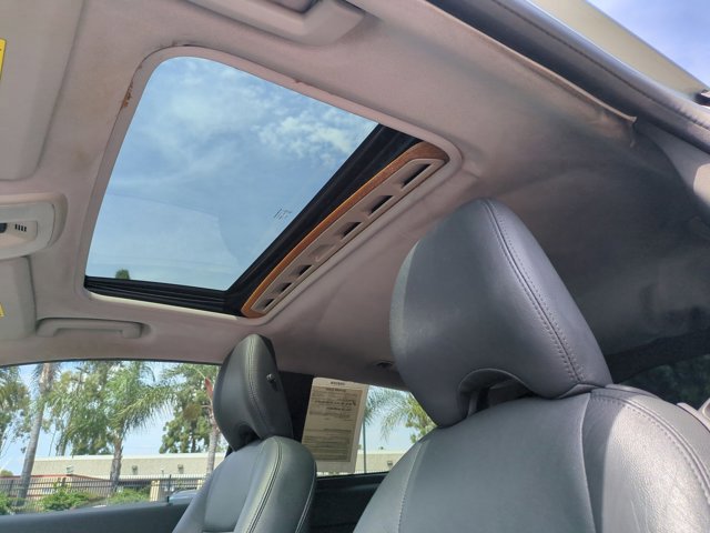 Used 2009 Volvo C30 T5 R-Design image 14