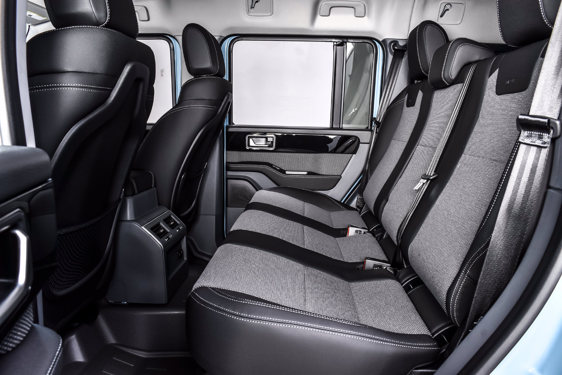 New 2026 INEOS Grenadier Station Wagon AWD/4WD image 17
