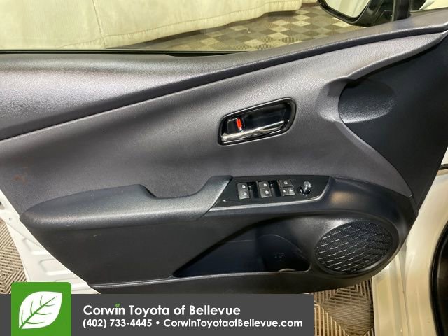 Used 2016 Toyota Prius Four Touring image 10