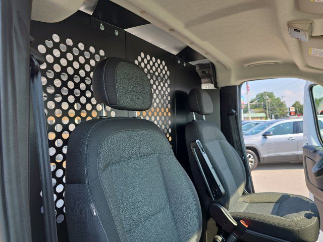 Used 2023 RAM ProMaster 2500 image 40